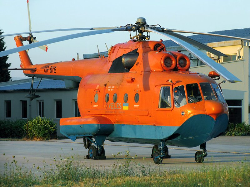 Пожарный вертолет ми-8