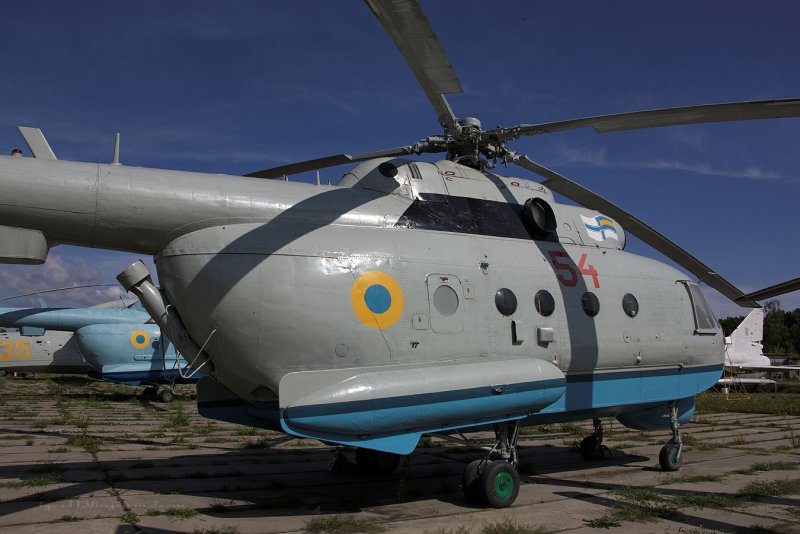 Ми-14пл военный противолодочный вертолёт