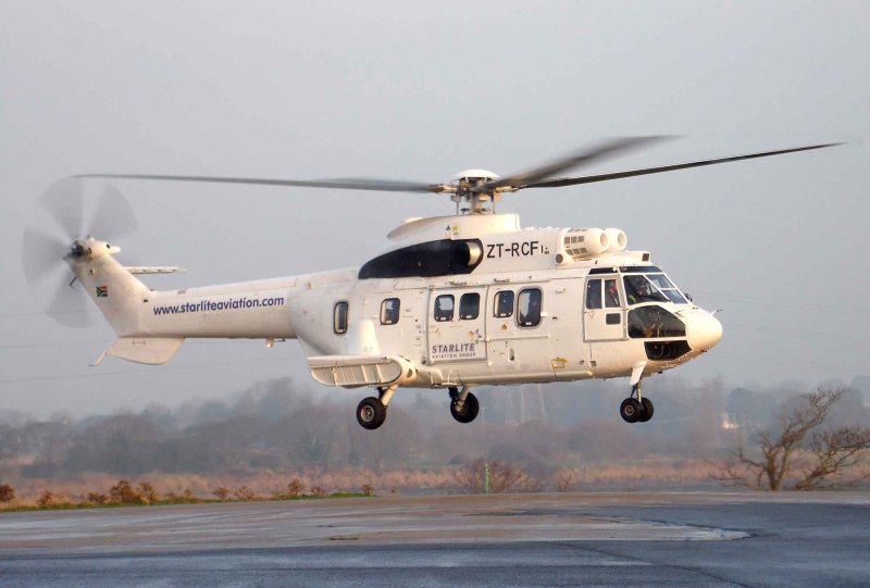 Вертолет as 332 super Puma