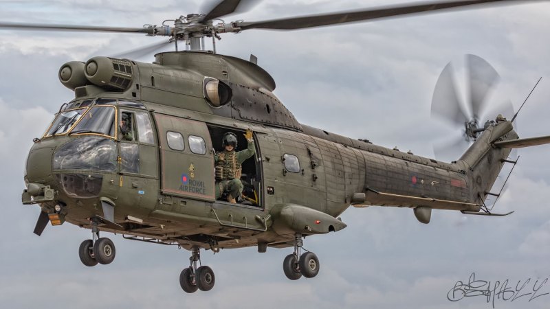 Sa 330 Puma вертолет