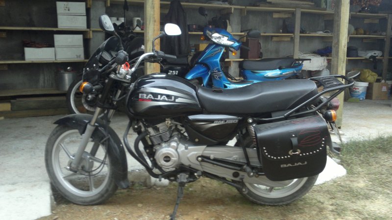 Bajaj Boxer 125 x с кофрами