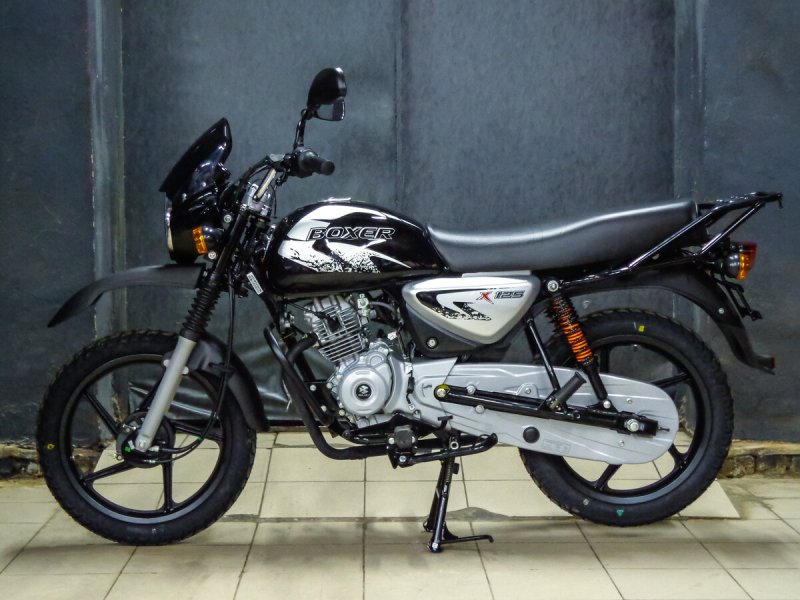 Мотоцикл Bajaj Boxer 125