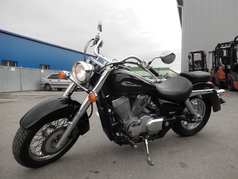 Мотоцикл Shadow 750