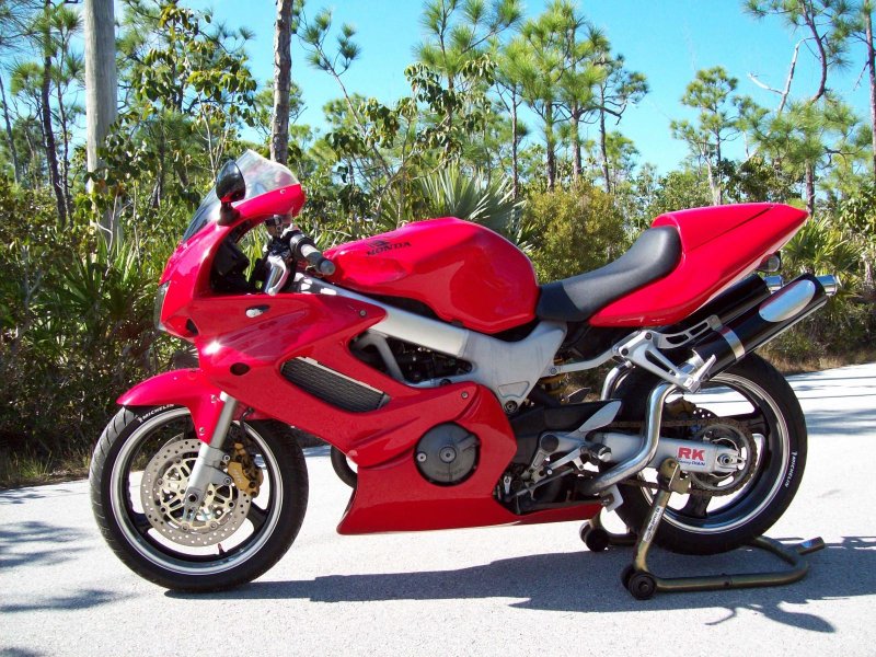 Мотоцикл Хонда VTR 1000 F