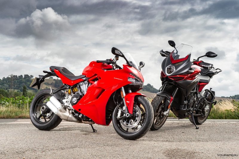 MV Agusta спорт турист