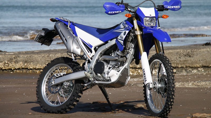 Yamaha wr250r