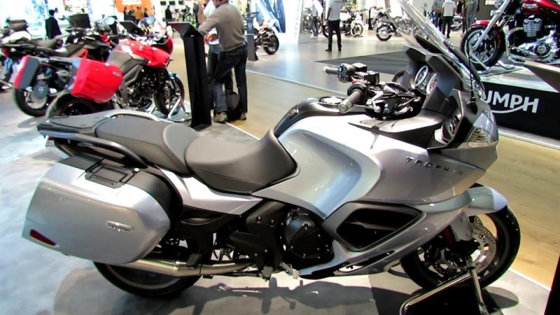Мотоцикл Triumph Trophy se