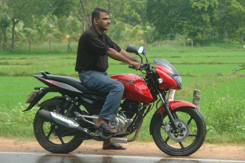 Bajaj Pulsar и Boxer