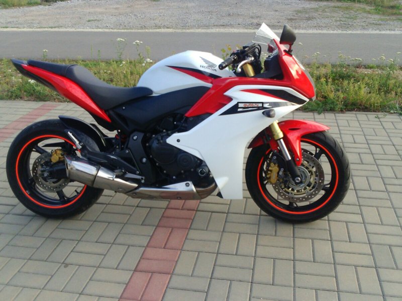 Мотоцикл Honda CBR 600