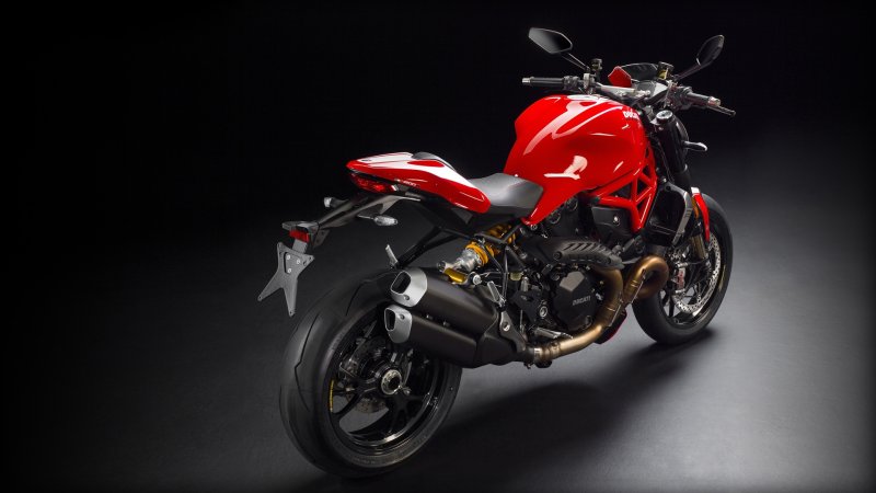 Ducati Monster 1200r