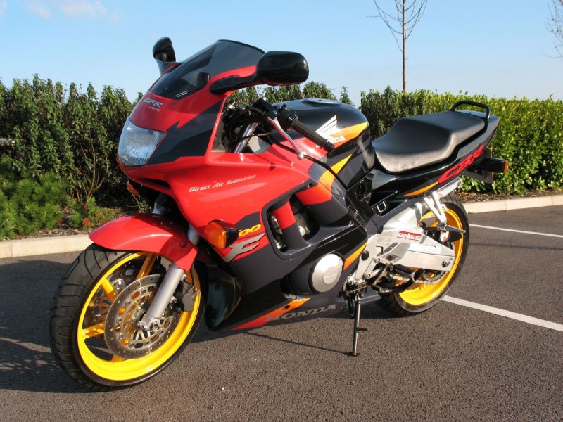 Honda CBR 600 f3