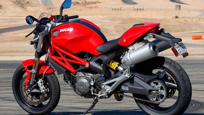 Ducati Monster 696