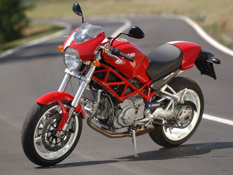 Мотоциклы Ducati Monster s2r