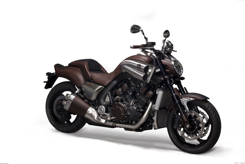 Мотоцикл Ямаха v Max 1700