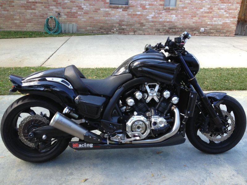 Yamaha v Max 1700 Custom
