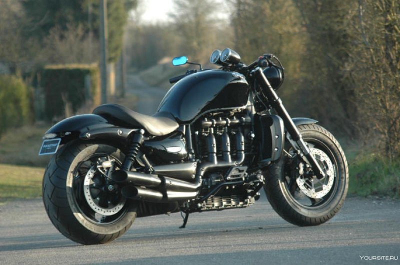 Triumph Rocket III Roadster