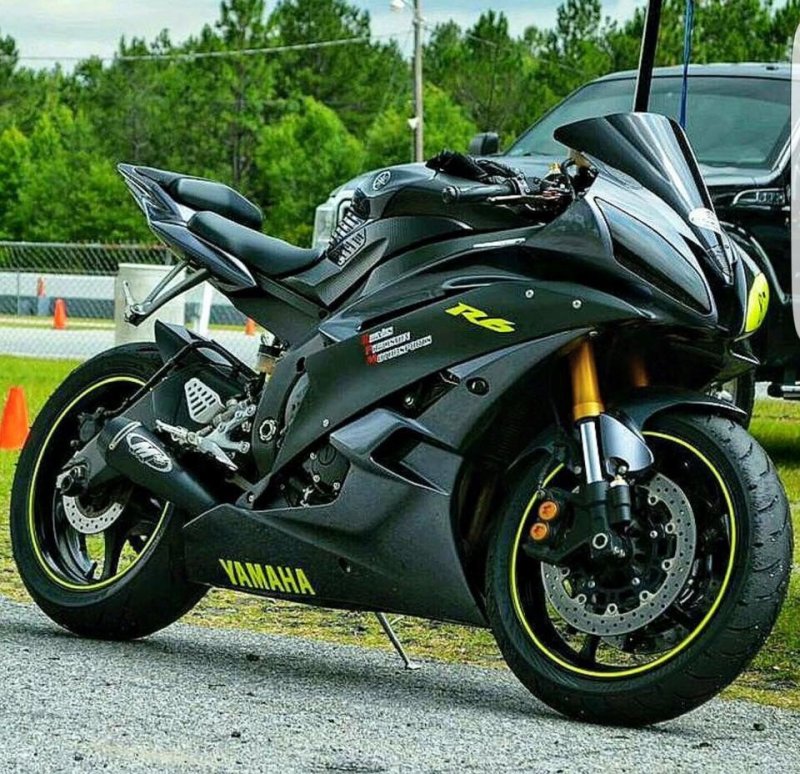 Спортбайк Yamaha