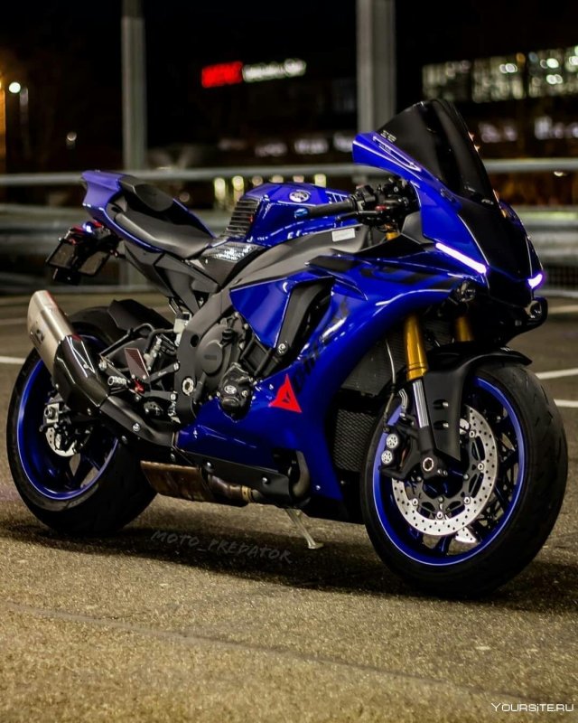 Yamaha YZF-r1