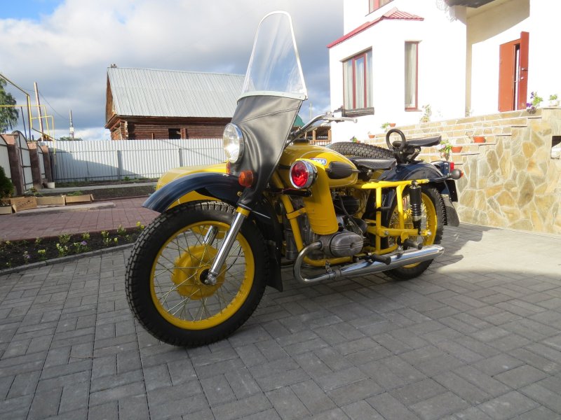 Мотоцикл Урал ИМЗ 750