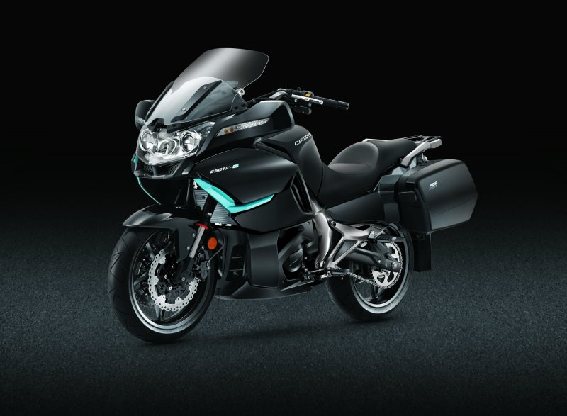 CFMOTO 650 tk