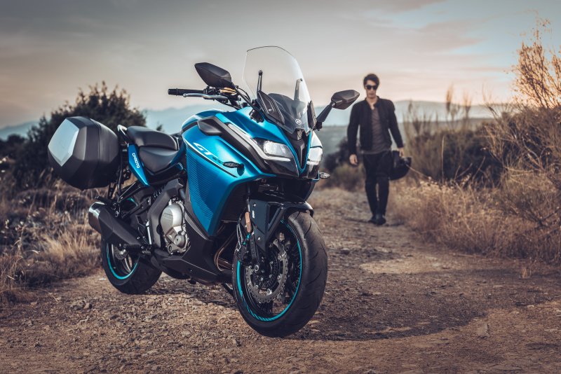 Мотоцикл CFMOTO gt400 (ABS)
