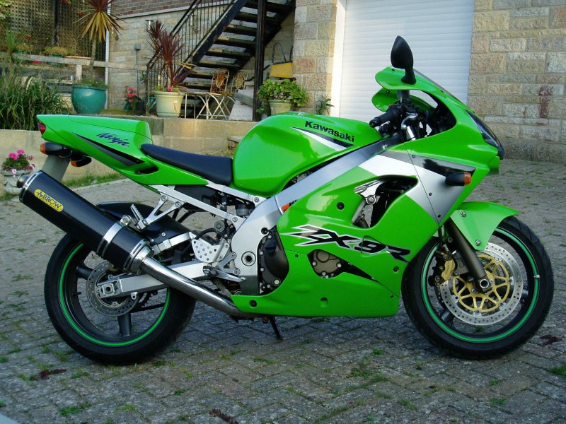 Kawasaki zx9r 2003