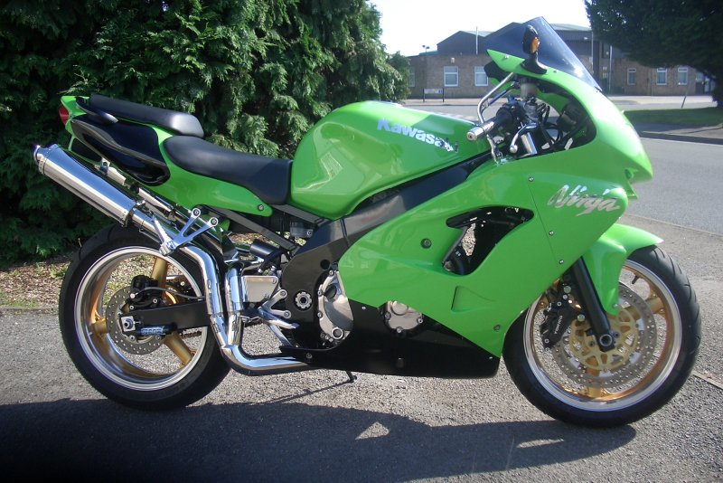 Кавасаки ниндзя zx9r