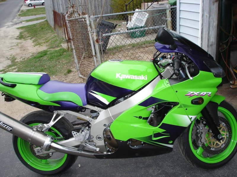 Kawasaki Ninja zx9r