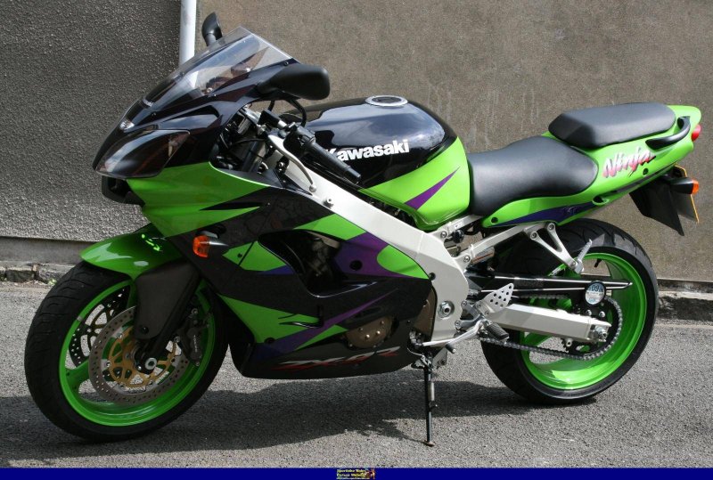 Мотоцикл Kawasaki zx9r