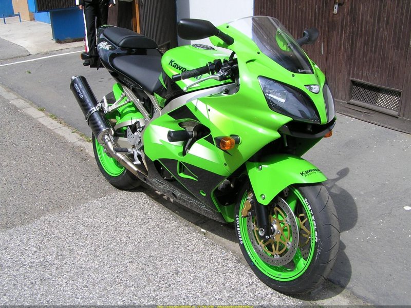 Kawasaki Ninja zx9r 2002