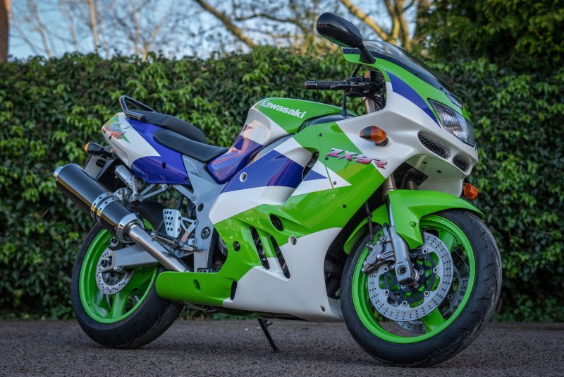 Кавасаки zx9r