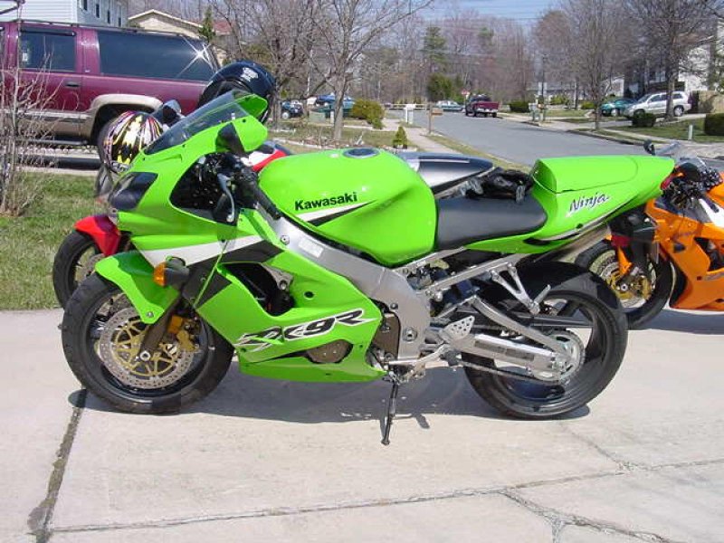 Kawasaki Ninja zx9r
