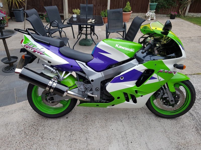 Kawasaki Ninja zx9r