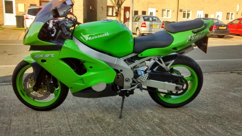 Kawasaki Ninja zx9r 1998