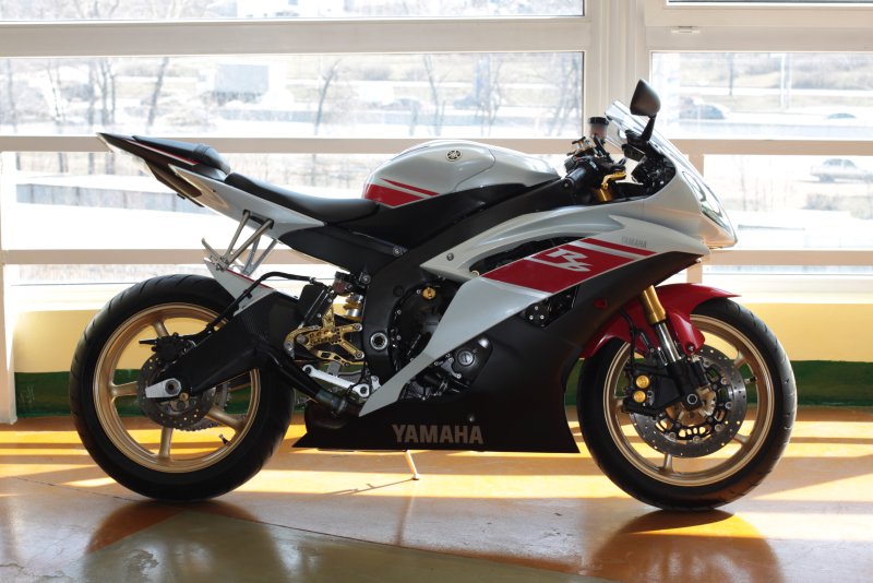 Ямаха YZF r6