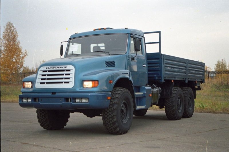 КАМАЗ 4355 тягач
