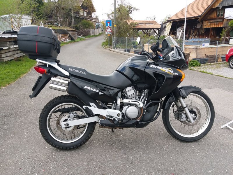 Хонда эндуро 650 кубов