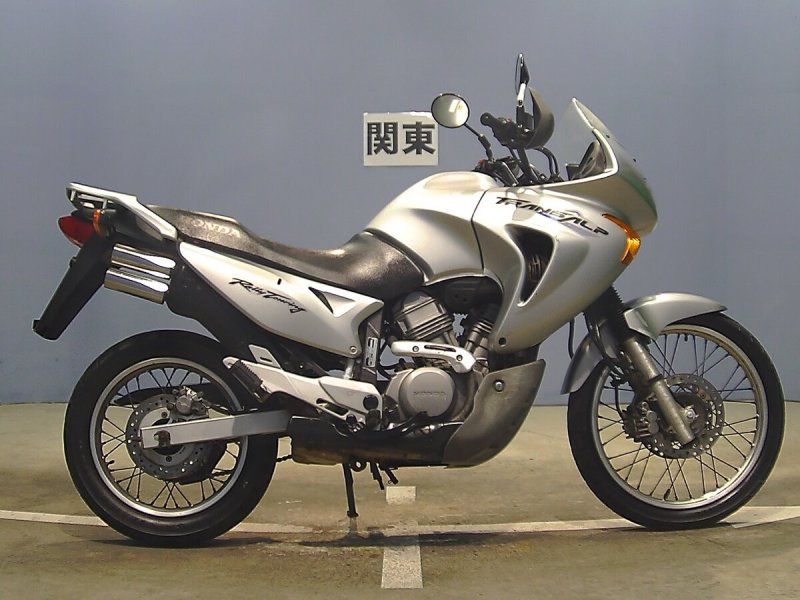 Honda Transalp 650 2004