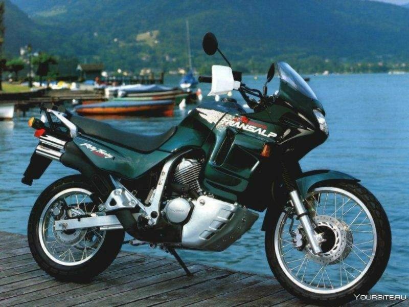 Honda xl600v