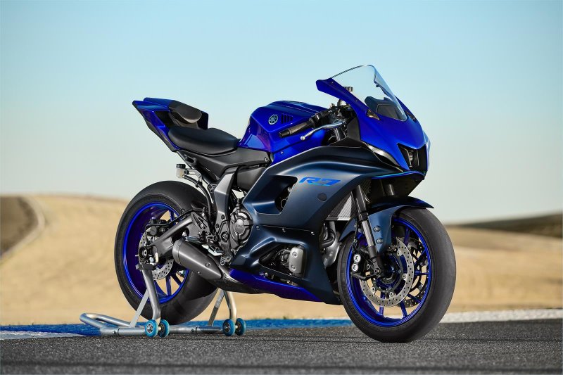 Yamaha YZF-r1 2021