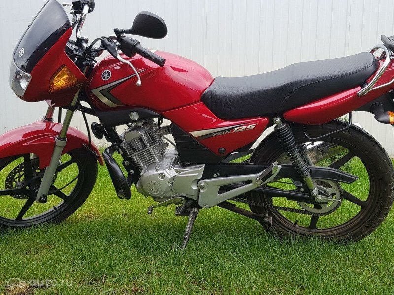 Yamaha YBR 125 красный
