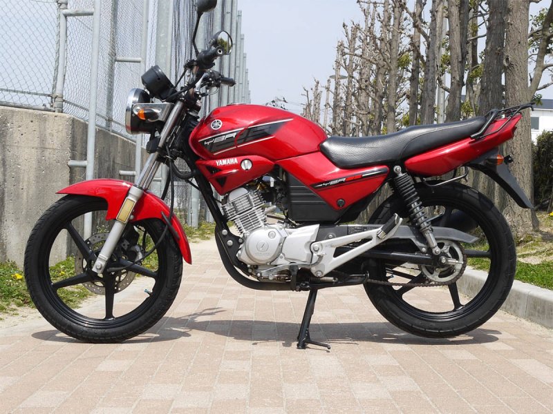 Yamaha YBR 125 красный
