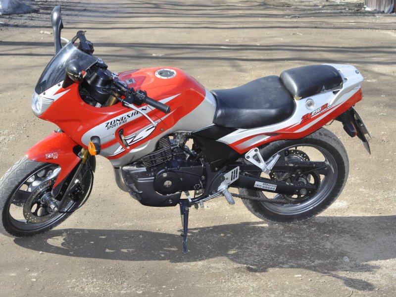 Зонгшен zs250gs