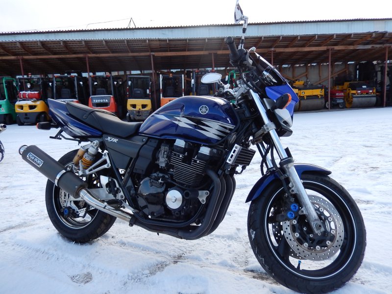 Yamaha XJR 400