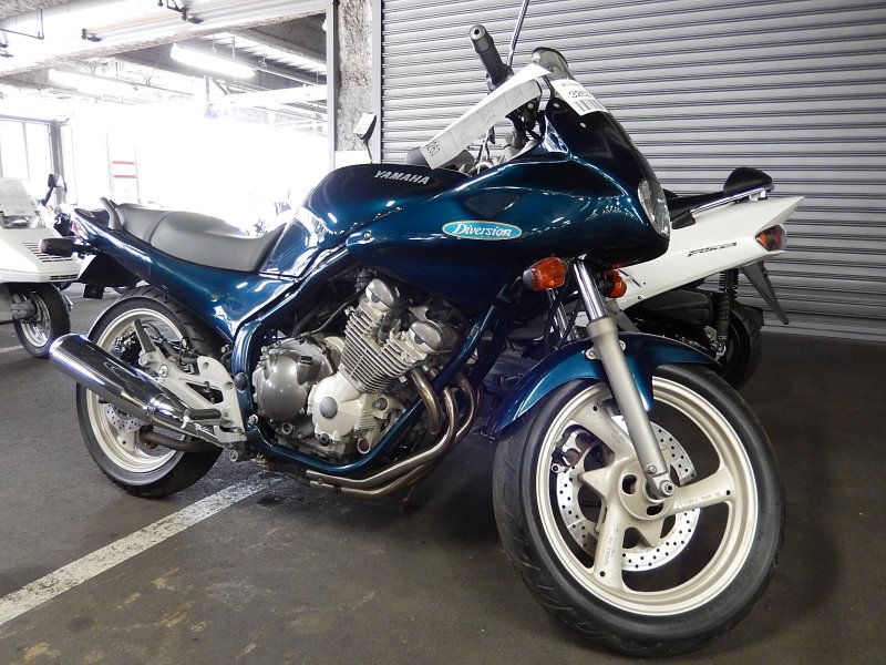 Ямаха XJR 400 диверсия