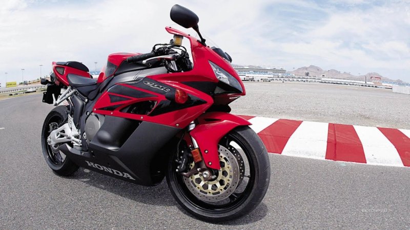 Мотоцикл Хонда 1000 RR