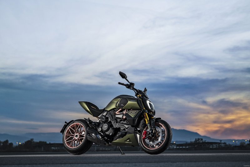 Мотоцикл Ducati Diavel
