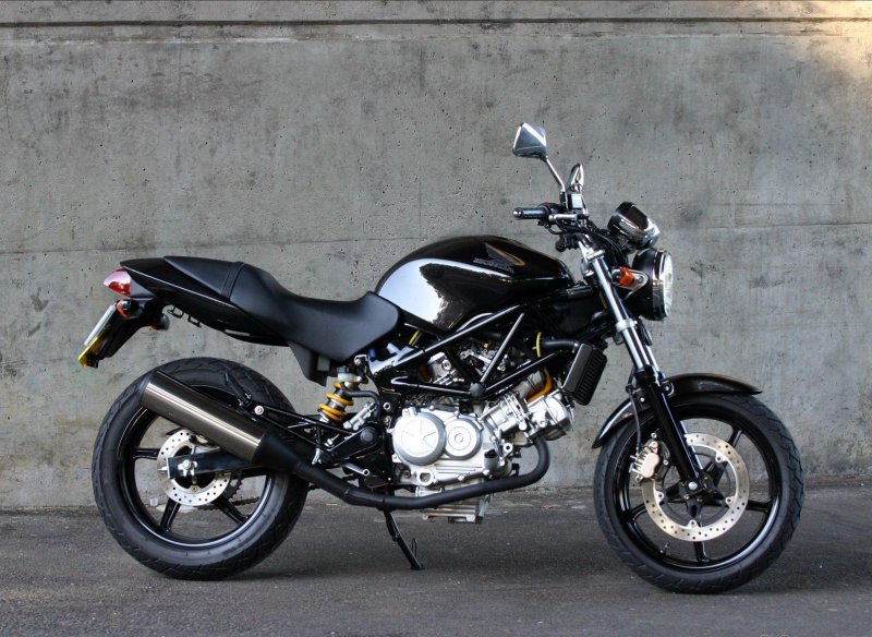 VTR 250