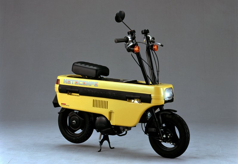 Скутер Honda Motocompo