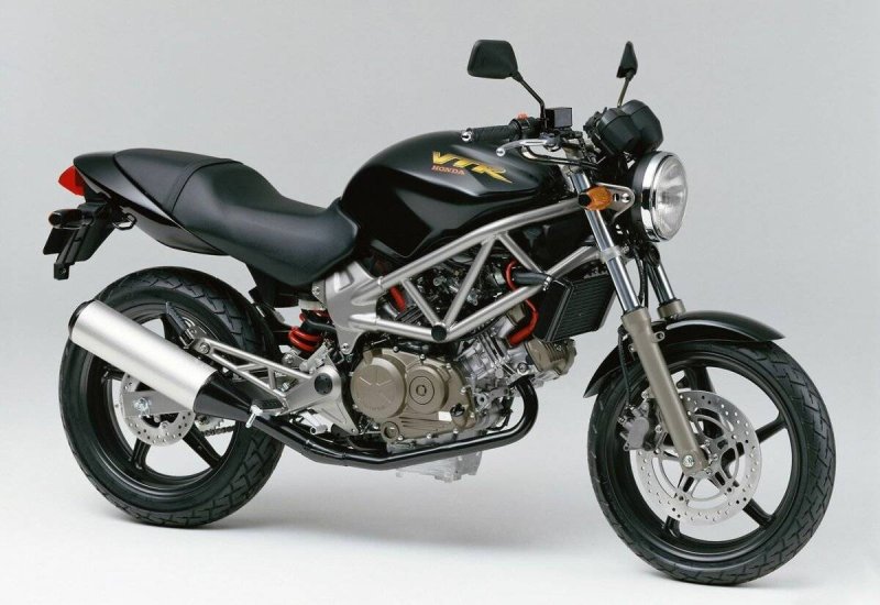 Honda VTR 25